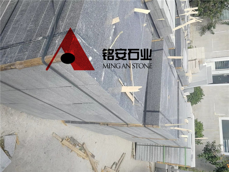 芝麻灰光面路沿石